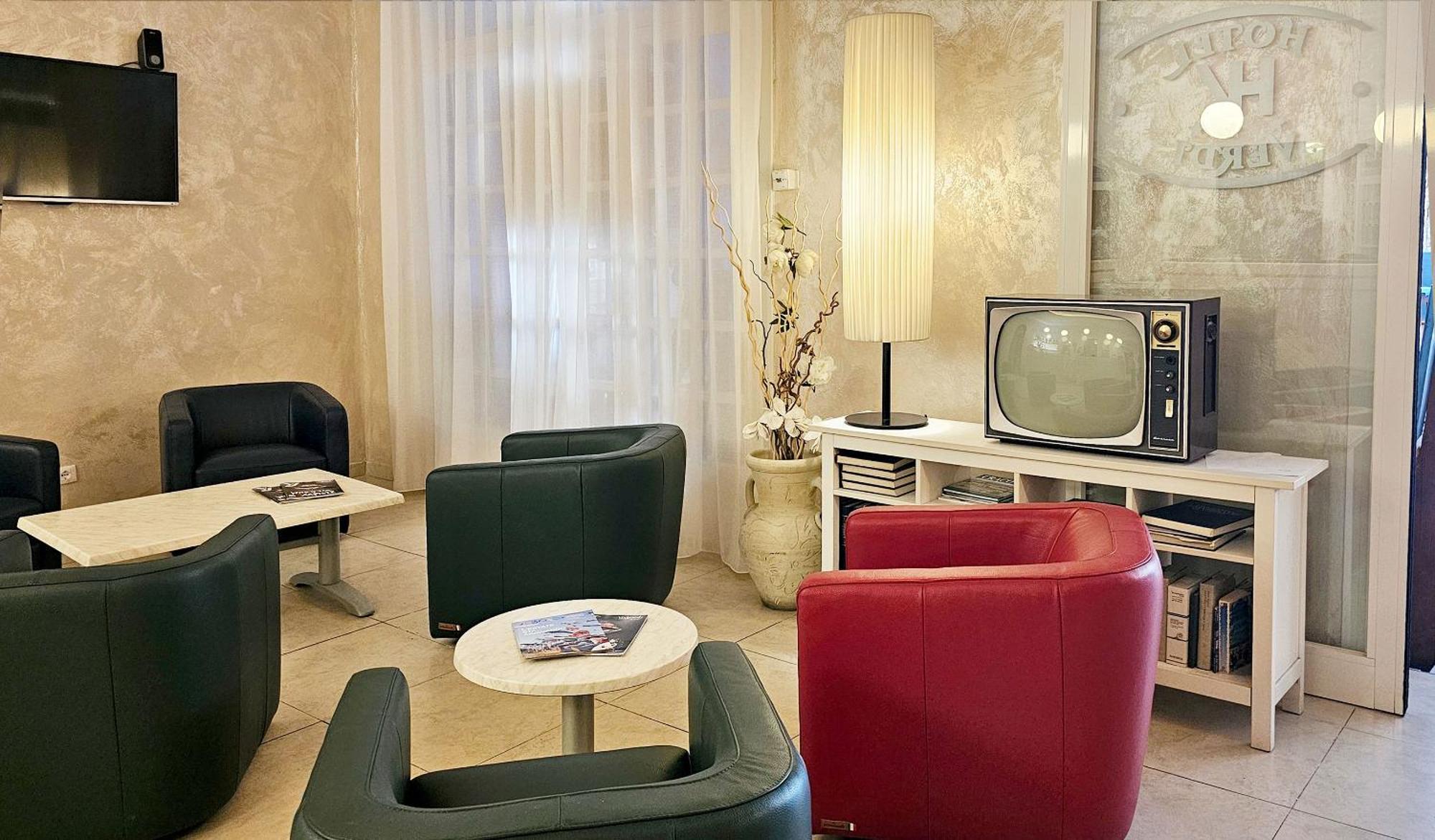 Verdi Hotel 3*